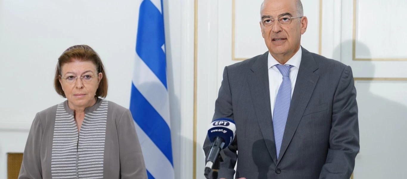 Συνάντηση Ν. Δένδια - Λ. Μενδώνη: «Η Αγία Σοφία δεν είναι ελληνοτουρκικό θέμα»